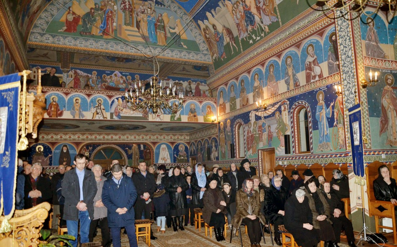 Slujiri arhiereşti, la începutul Postului Sfintelor Paşti 23098