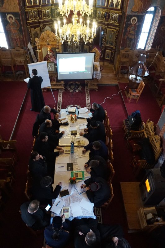 Atelier catehetic de formare a preoţilor în Protopopiatul Dorohoi 23018