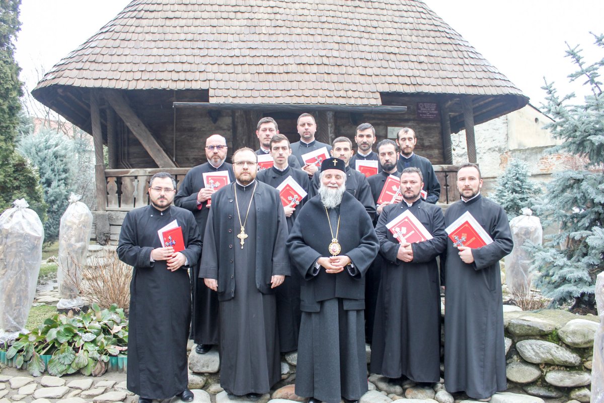 Noi duhovnici în Arhiepiscopia Craiovei 22922