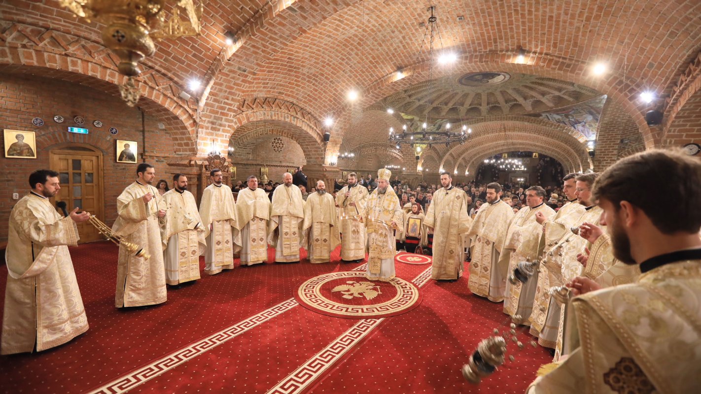 Slujiri arhiereşti în Duminica Ortodoxiei 22902