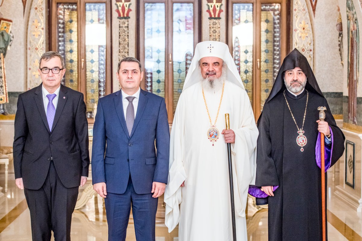 Ambasadorul Armeniei, în vizită la Patriarhia Română 22844