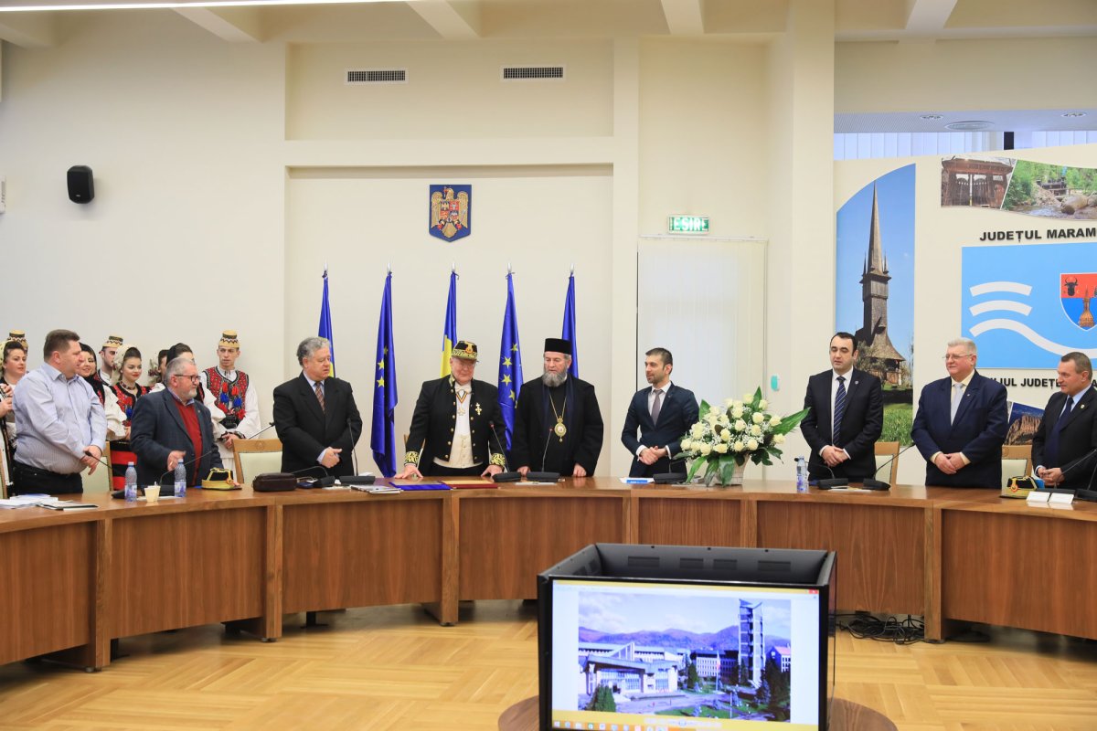 Acad. Alexandru Surdu, „Cetăţean de onoare” al Maramureşului 22750