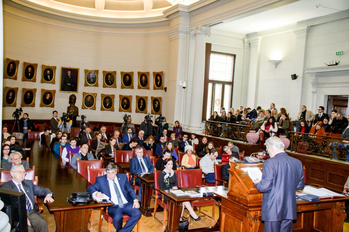 Dezbateri despre românii din diasporă  22796