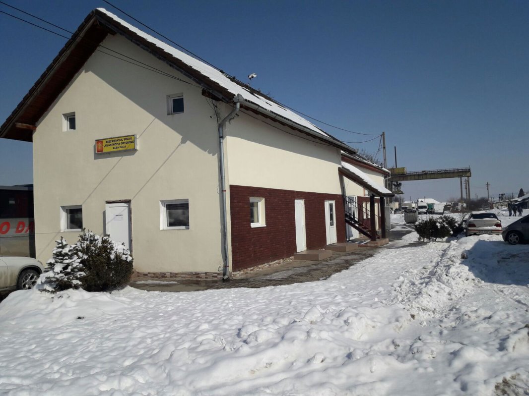 Adăpost și hrană pentru zeci de persoane la Alba Iulia 22679