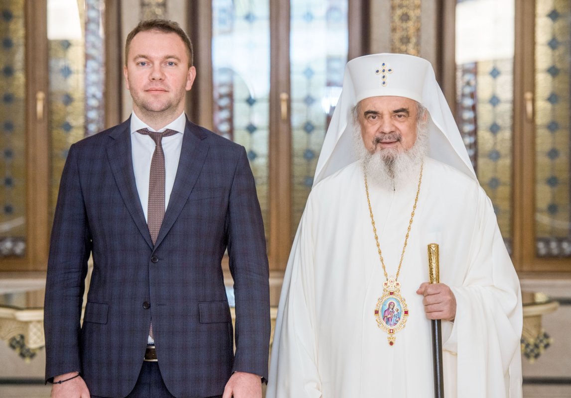 Ambasadorul Ucrainei în vizită la Patriarhia Română 22717