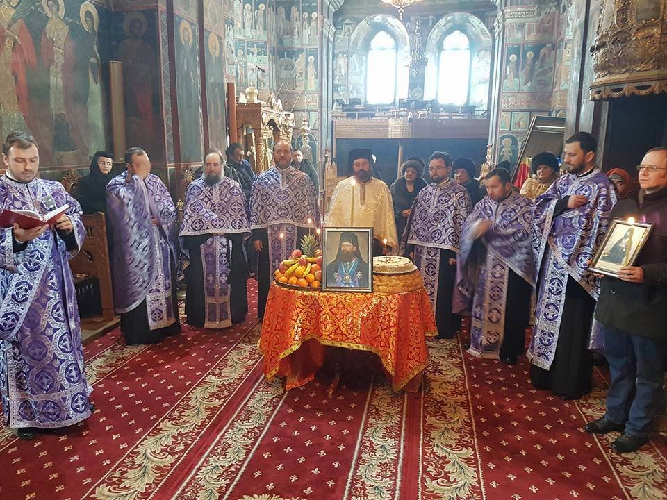 Manifestări dedicate Mitropolitului Visarion Puiu, la Roman 22671