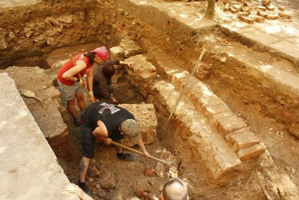 Workshop pentru pasionații de arheologie din Timişoara 22580