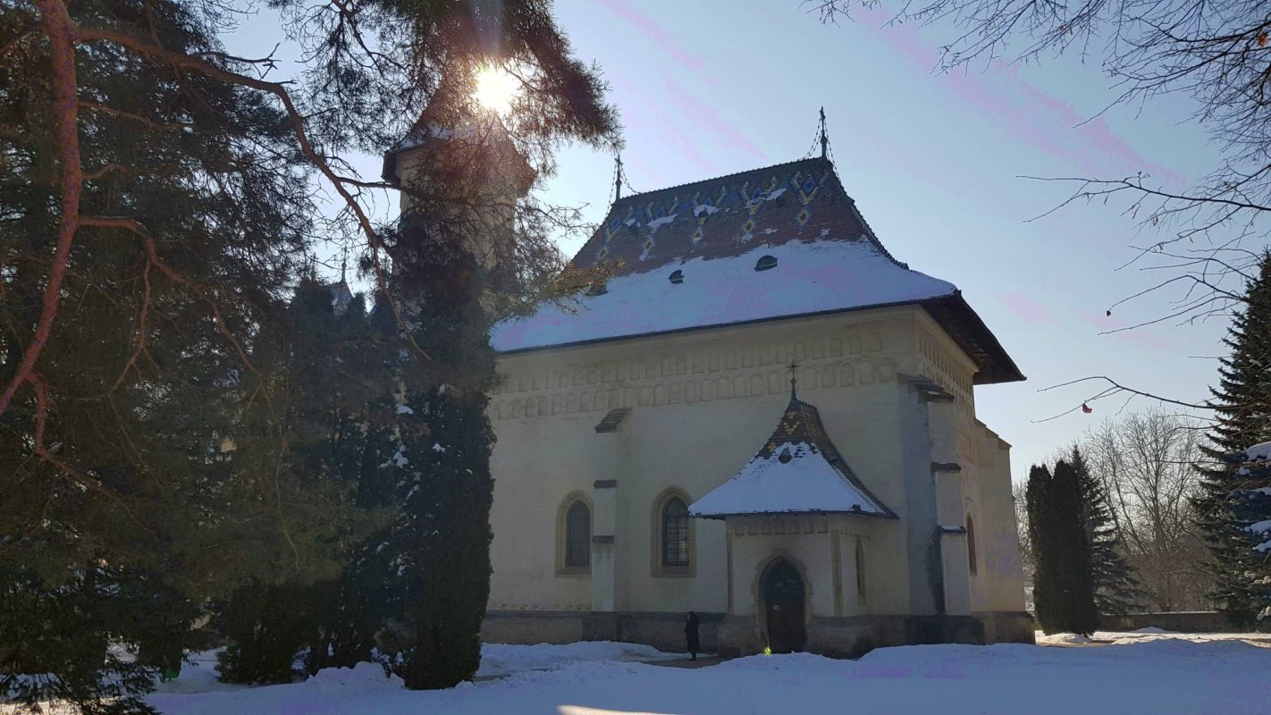 IPS Pimen: „Dacă avem credinţa şi faptele cele bune, avem dragoste faţă de aproapele nostru“ 22474