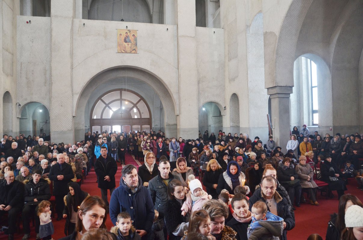 Slujiri arhiereşti în Duminica Sfântului Grigorie Palama 22490