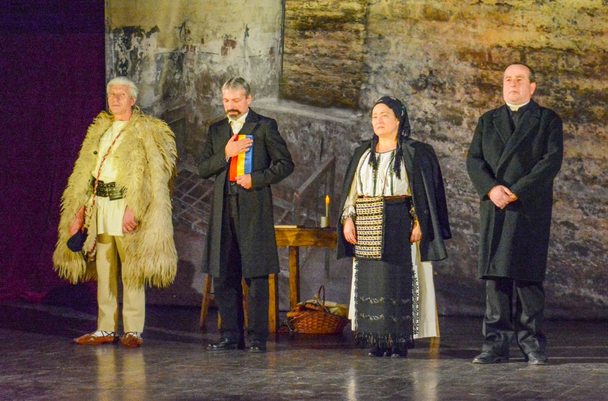 „Ziditori ai Marii Uniri” - o piesă de teatru-omagiu 22538