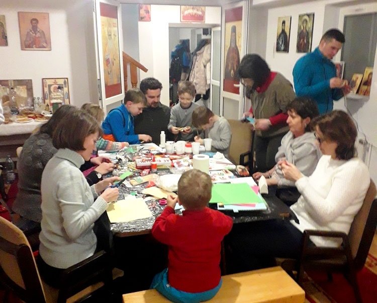 Activități filantropice și educative la Braşov şi la Boița, Sibiu 22425