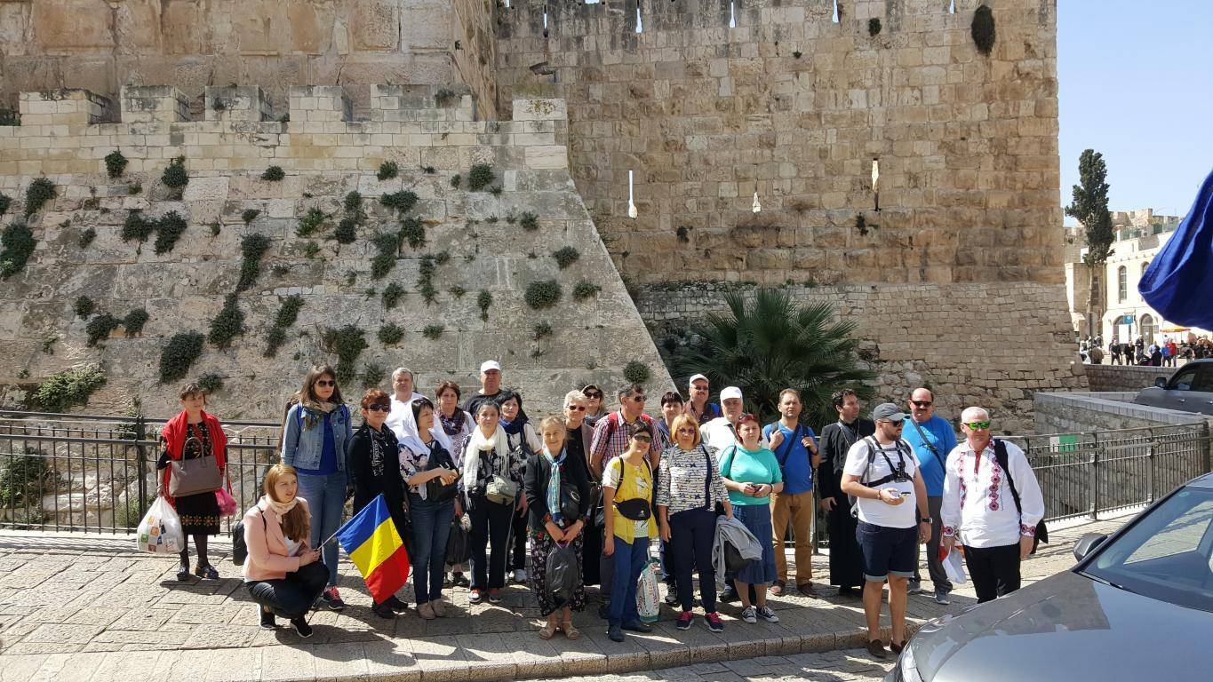 Credincioşi din Eparhia Romanului şi Bacăului, pelerini în Ţara Sfântă 22417