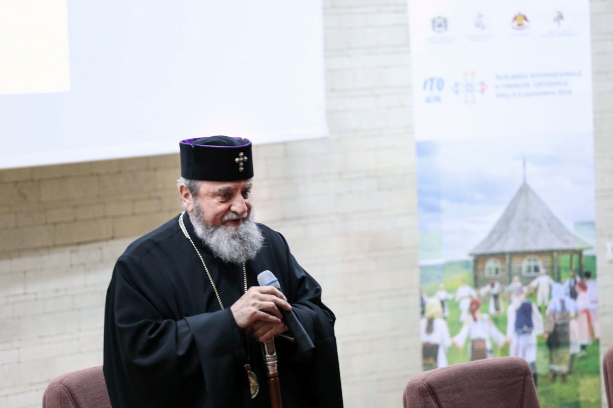 Conferință la Sibiu despre Taina Crucii 22361