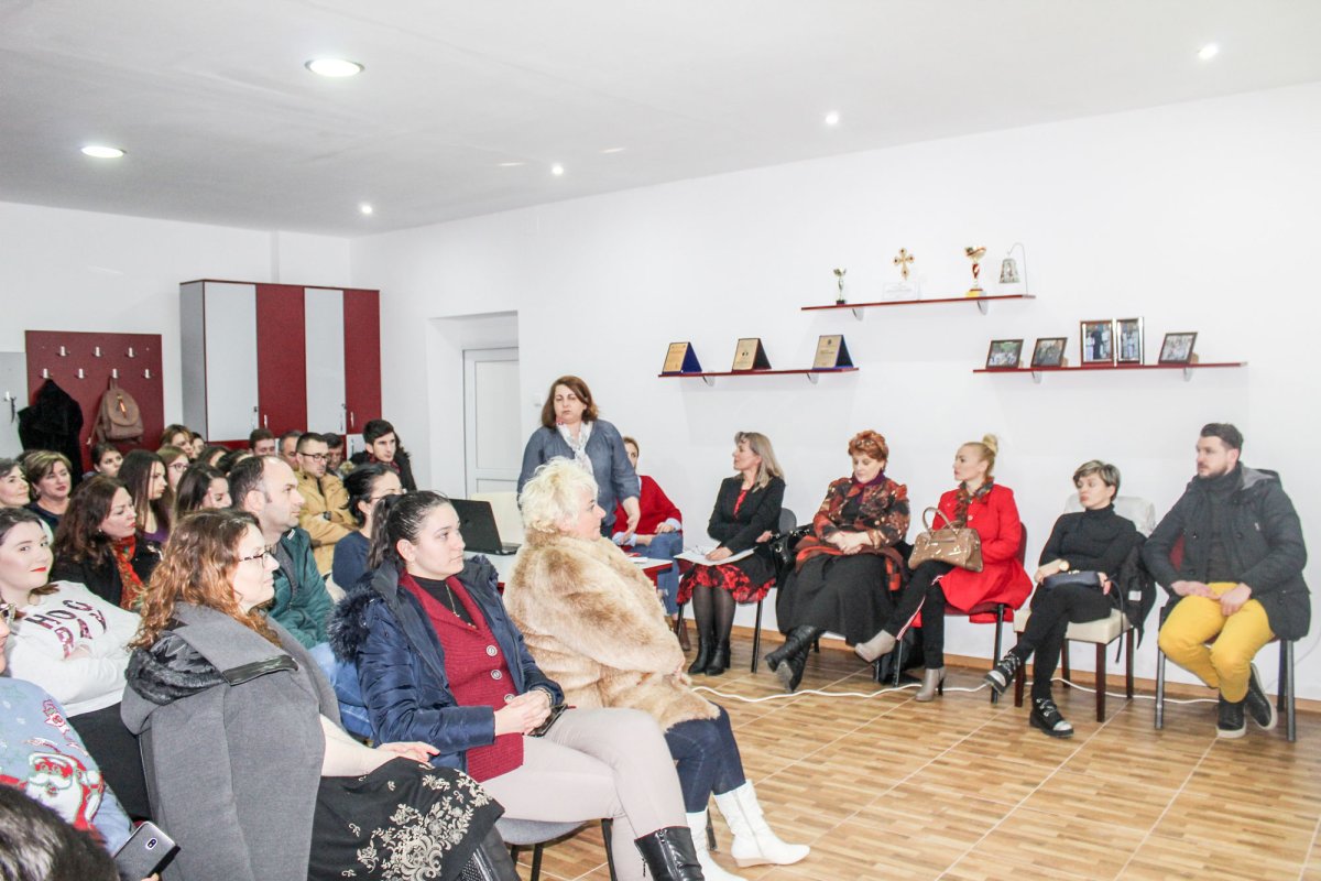 Workshop dedicat familiei la Moniom 22373