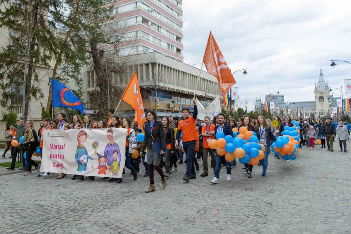 Peste 10.000 de ieşeni la Marşul pentru viaţă 2018 22249