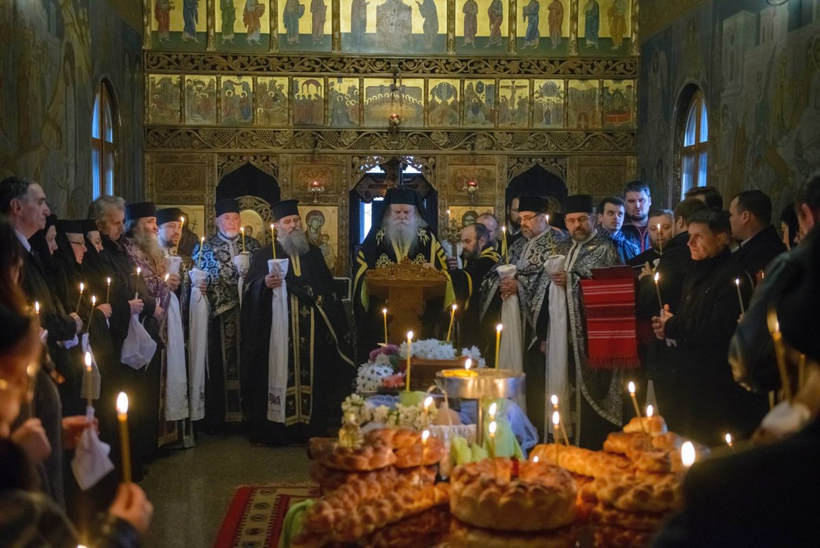 Din construcţiile proiectate către locaşurile veşnice 21983