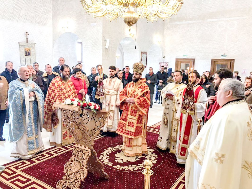 Vizite și slujiri arhierești în diasporă 22027