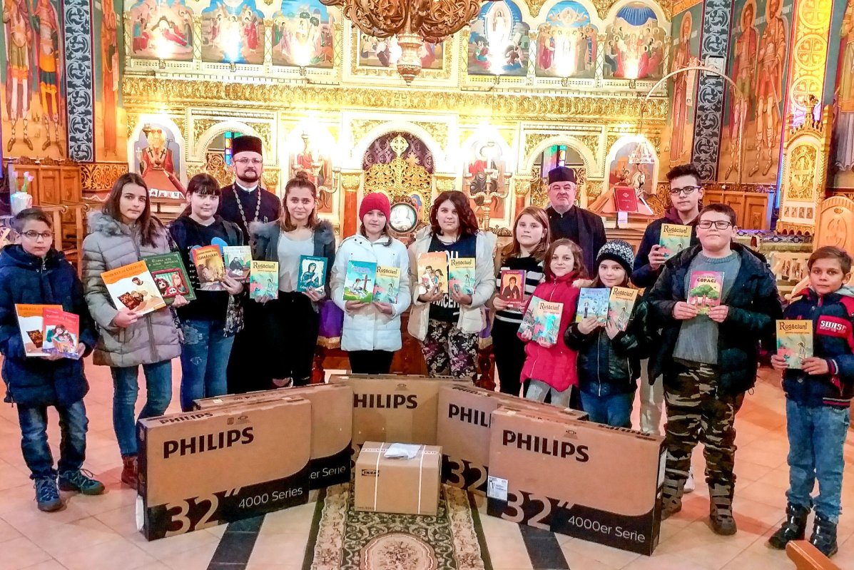 Filantropia copiilor la spitalul din Arad 21953