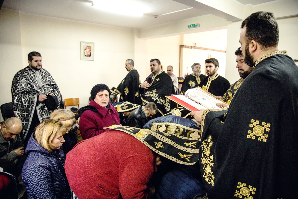 Rugăciune și sprijin pentru pacienții centrului medical din Pechea 21971