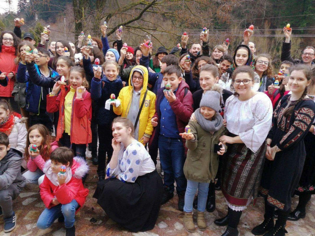 Atelier de creaţie şi pictură la Seminarul Teologic de la Agapia 21837