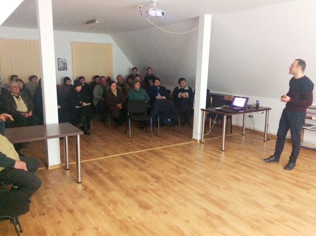 Tema „Imaginea de sine și implicațiile sale sociale și duhovnicești”, dezbătută la Avrig 21800