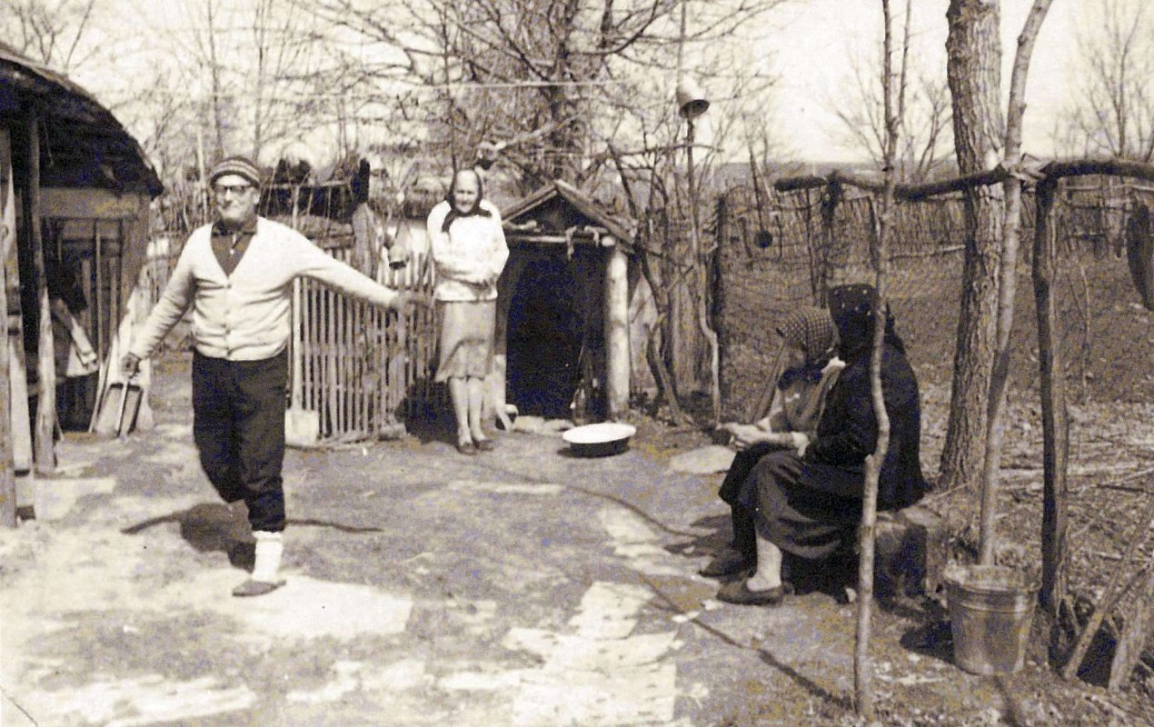 Cine uită nu merită. Istoria deportaților basarabeni 21769