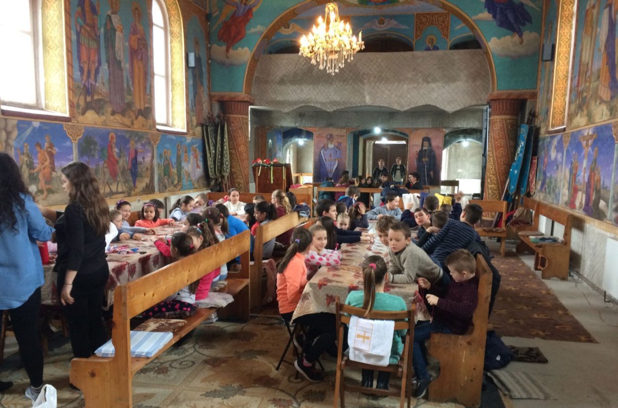 Activitate cu copii la Căianu-Mic, Protopopiatul Beclean 21706