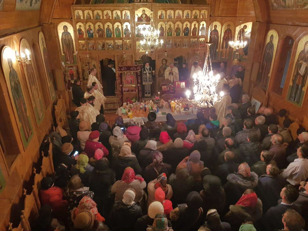 Taina Sfântului Maslu la Metocul Valea Budului 21685