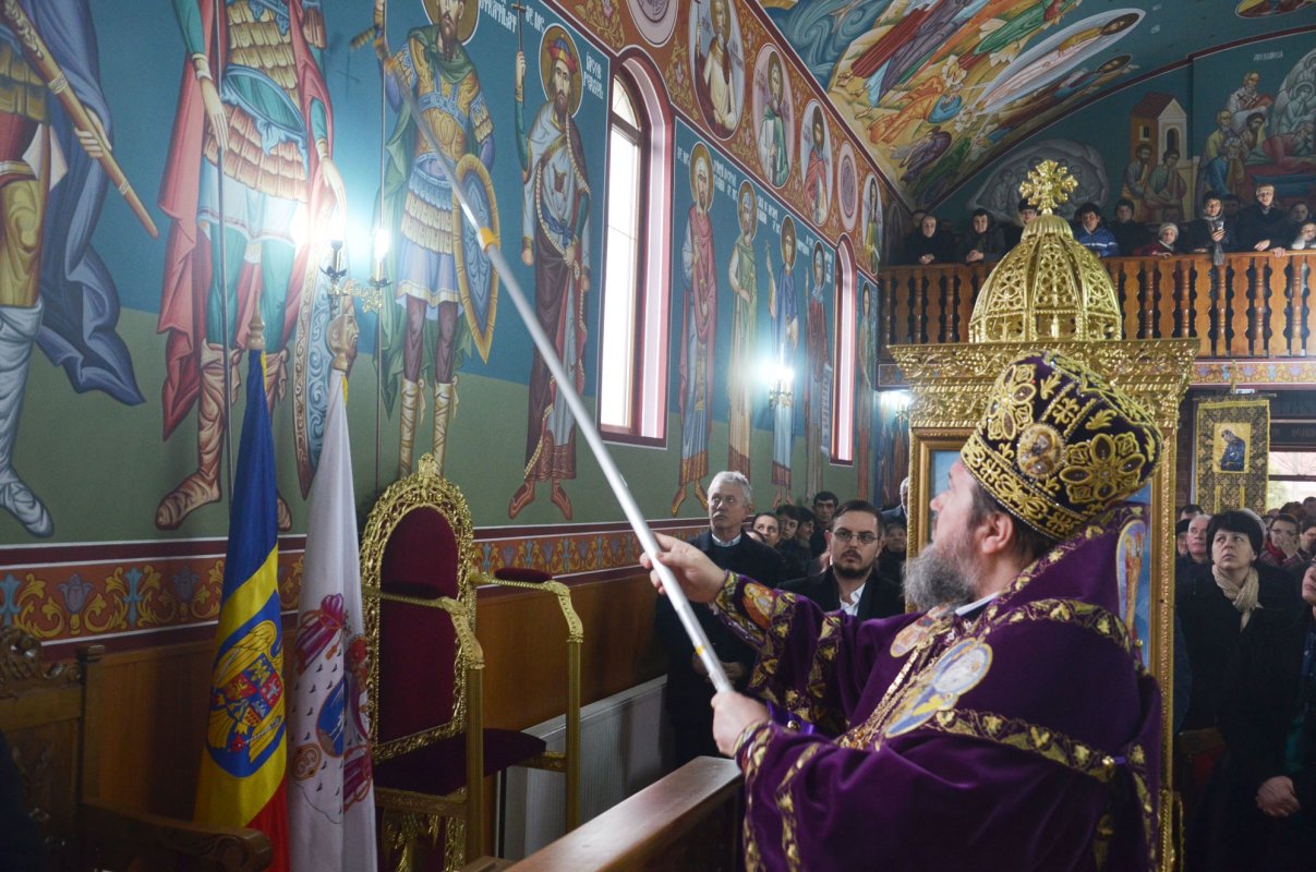 Slujiri arhiereşti în Duminica a 4-a din Postul Sfintelor Paşti 21637