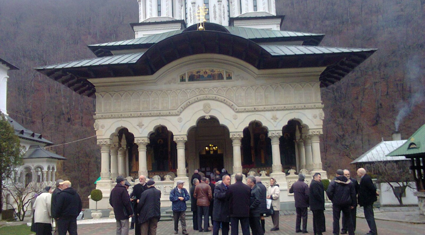 Sculptorul Constantin Brâncuşi, pomenit la Mănăstirea Lainici 21596