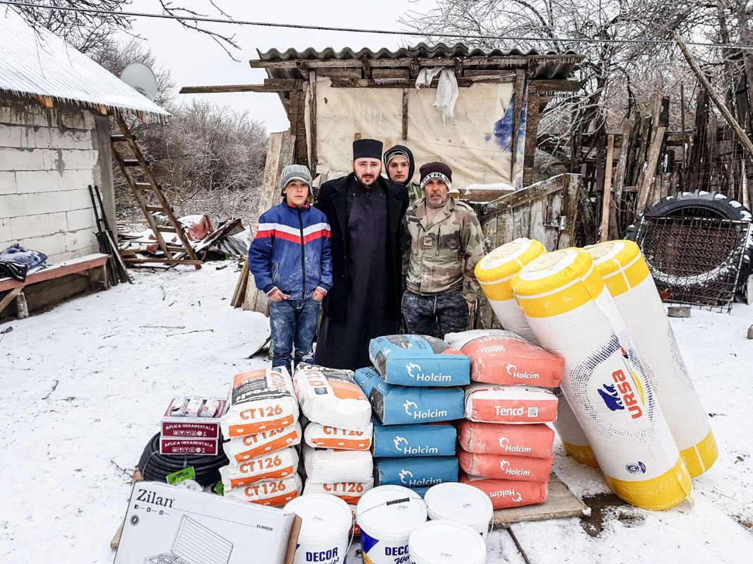 Activităţi social-filantropice în Arhiepiscopia Târgoviştei 21484