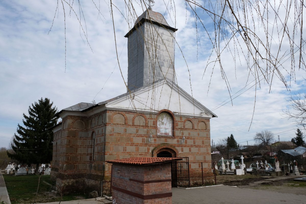 Implicarea tinerilor în viața Parohiei Grădiștea 21468