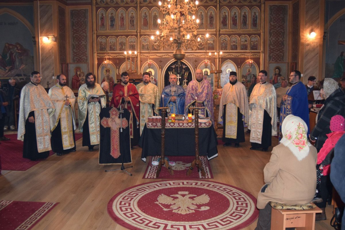 Proiecte catehetice şi filantropice în Parohia Valea Bisericii-Orleşti 21456