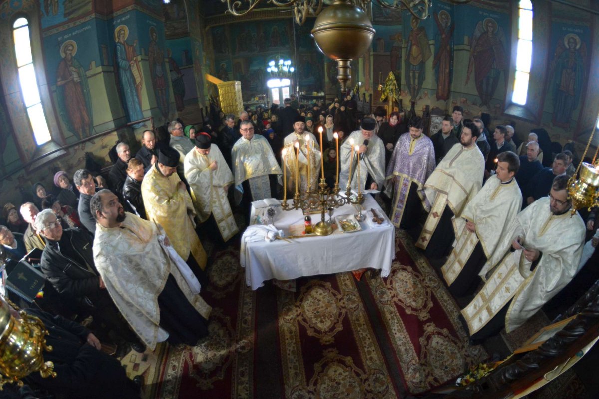 Slujbă misionară în Parohia Covasna, Protopopiatul 2 Iaşi 21436