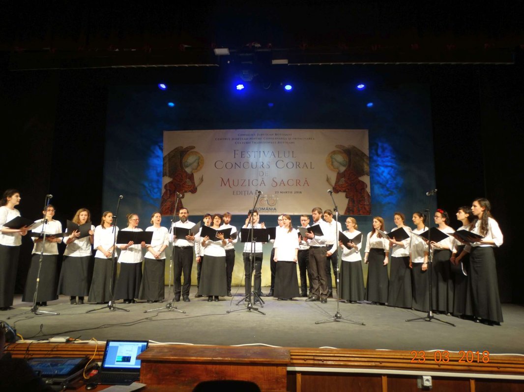 Corul psaltic „Sfântul Ioan Botezătorul“, premiat la Botoşani 21302