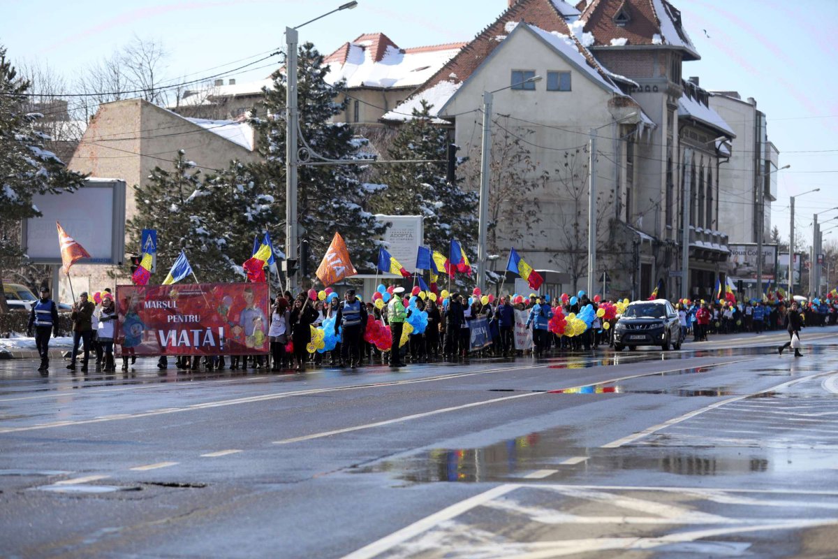 Mii de ieşeni la Marşul pentru viaţă 21296