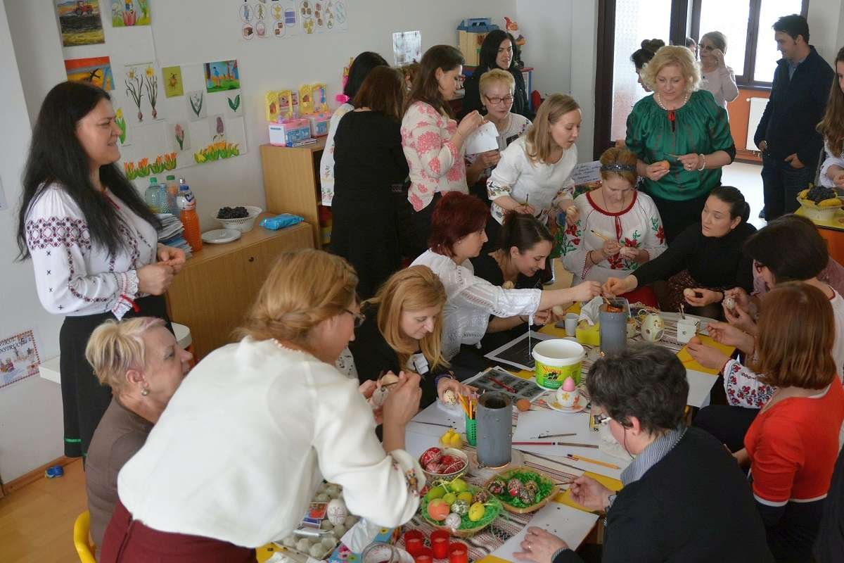 „Paştele în suflet de copil“ a debutat la Iaşi 21299