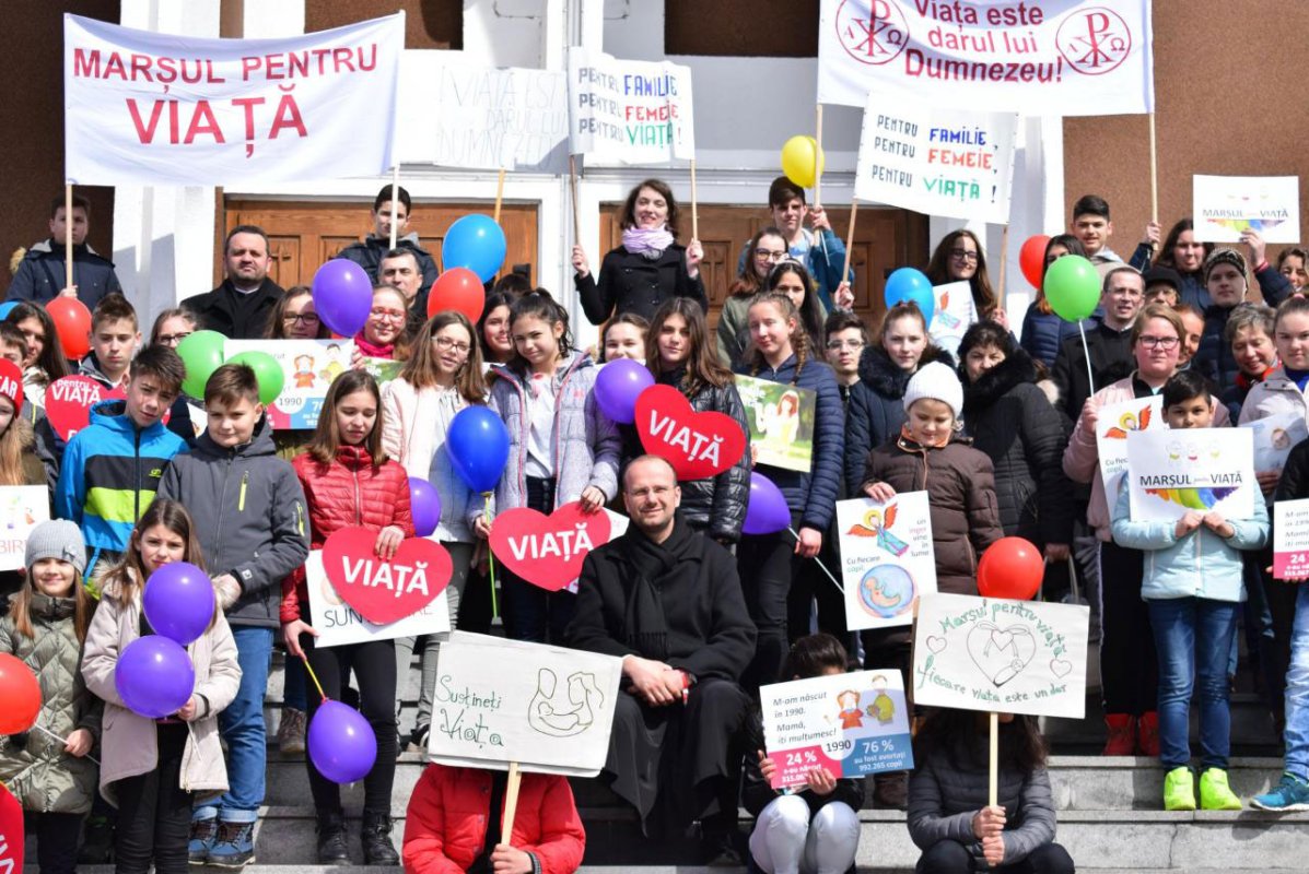 Acţiuni de susţinere a vieţii şi familiei creştine, în oraşele transilvane 21240