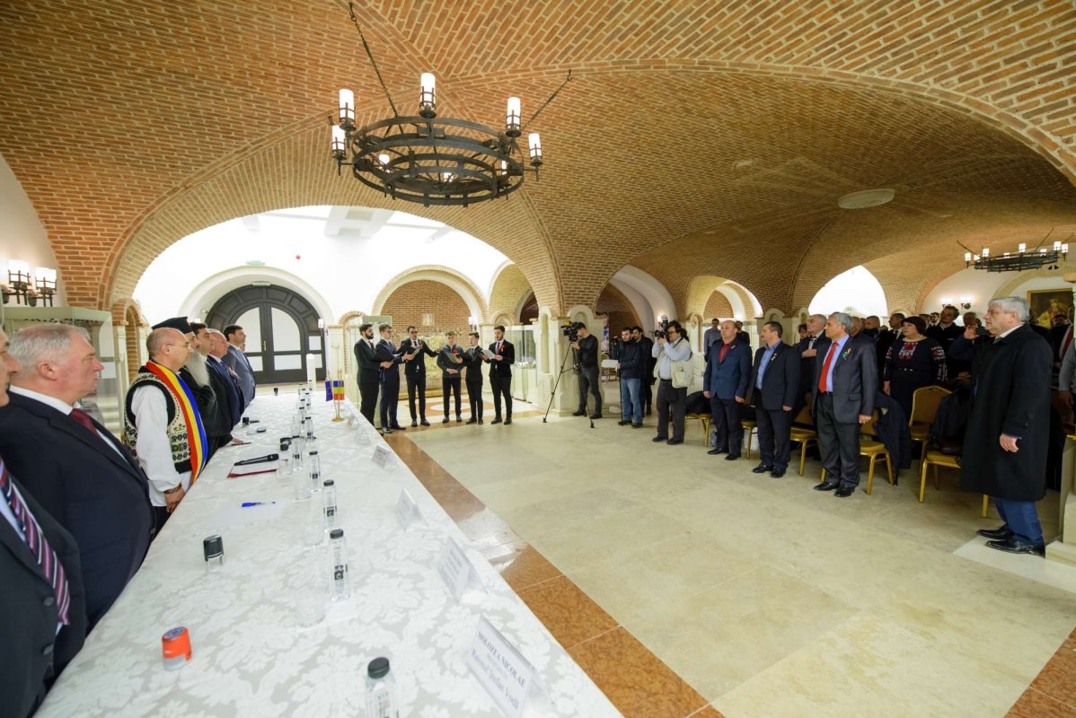 Slujbe de pomenire şi evenimente culturale în Arhiepiscopia Iaşilor, cu prilejul împlinirii a 100 de ani  de la Unirea Basarabiei cu România 21152