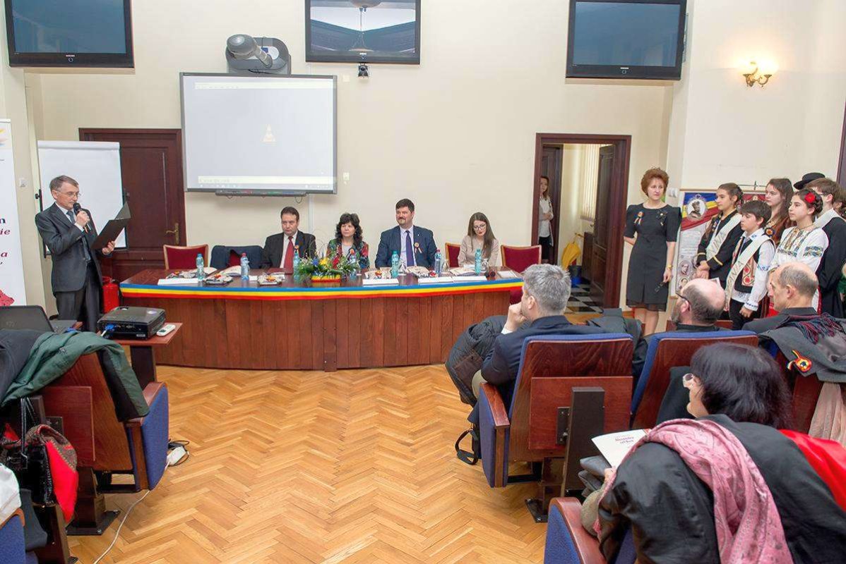 Simpozion ştiinţific dedicat Centenarului, la Iaşi 20998