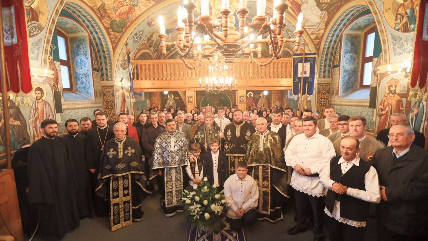 Liturghie arhierească la Chechiş, Maramureş 20964