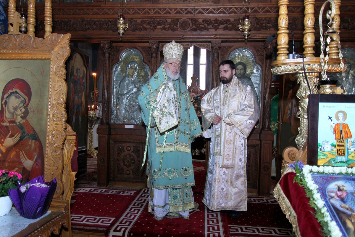 Procesiuni și slujbe arhierești în Muntenia și Dobrogea 20826