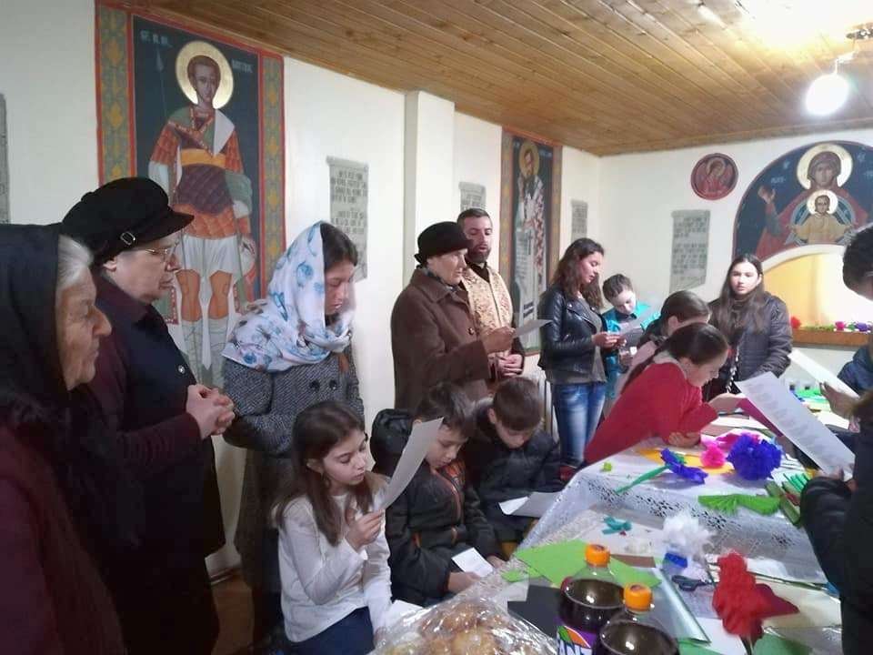 Activităţi catehetice în Parohia Gura Văii 20740