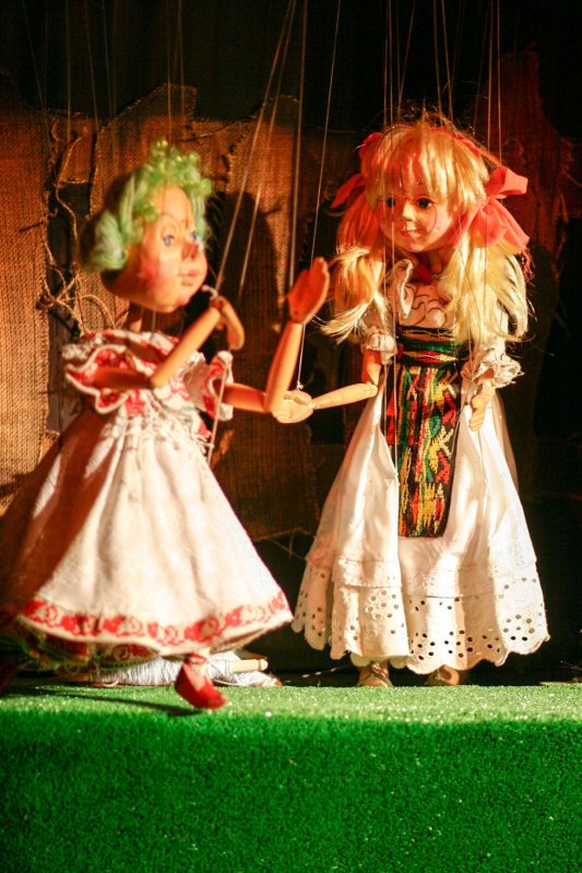 Expoziție de păpuşi la Bojdeuca lui Ion Creangă 20542