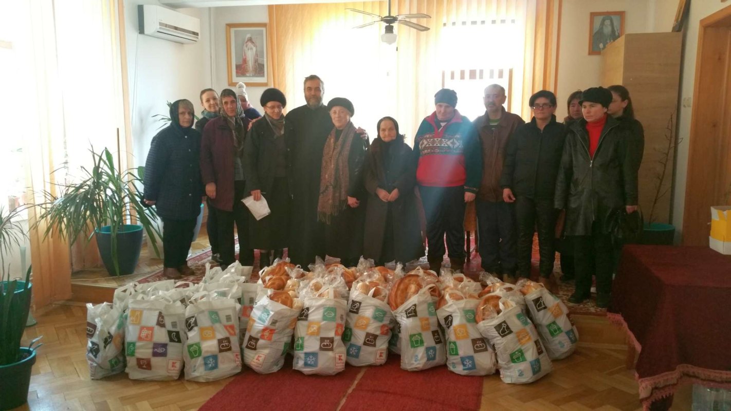 Sprijin oferit de Protoieria Fălticeni şi SNOFR în preajma sărbătorilor pascale 20477