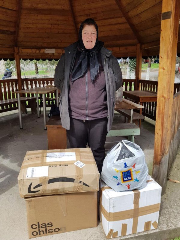 Activități filantropice la Parohia „Izvorul Tămăduirii” 20397