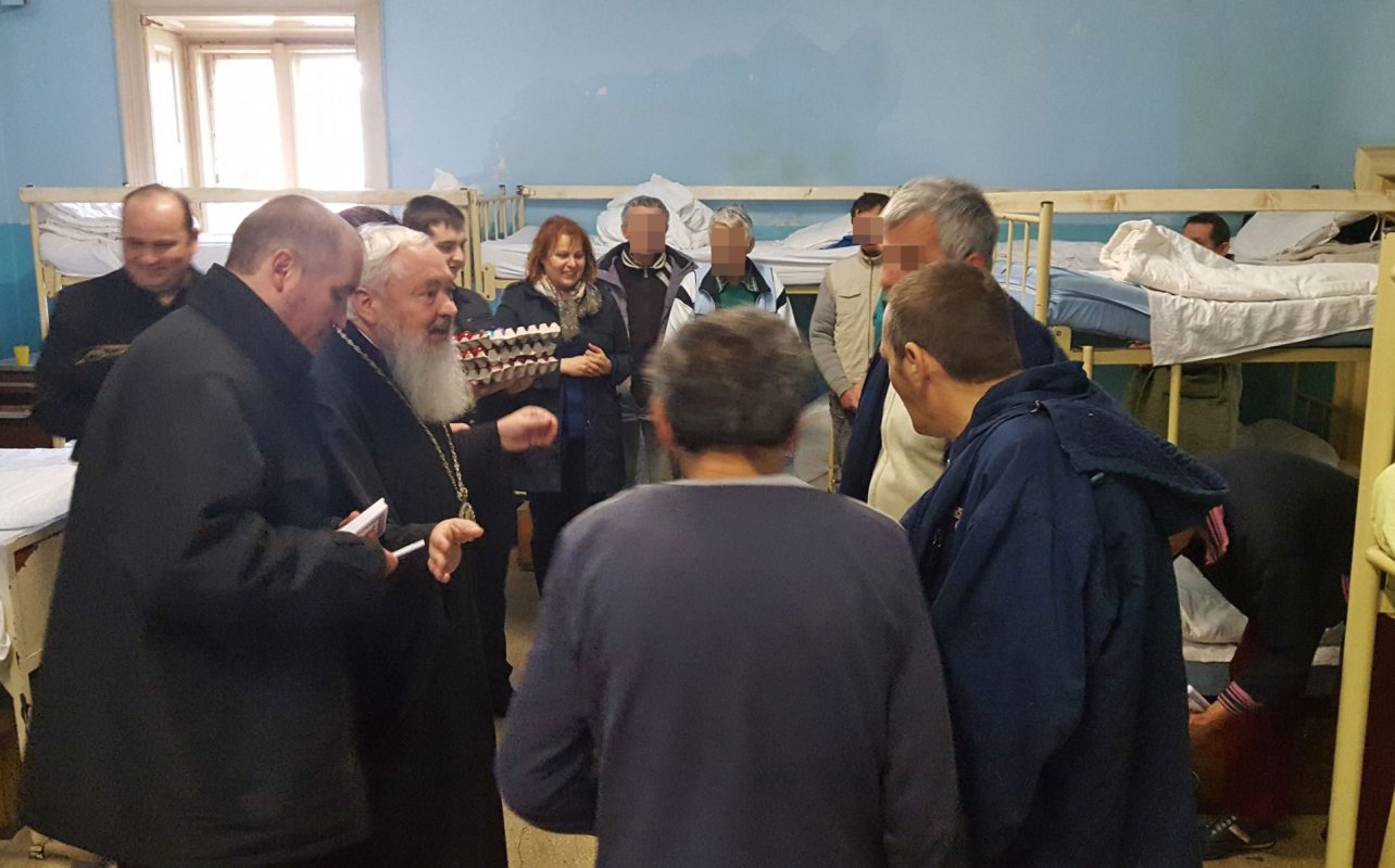 Campanii de ajutorare a persoanelor defavorizate 20389