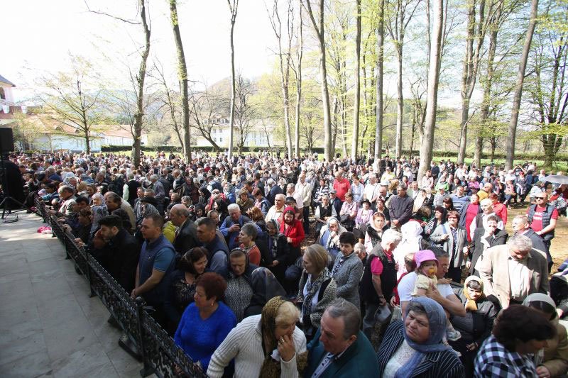 Hramuri și pelerinaje la praznicul Izvorului Tămăduirii 20228