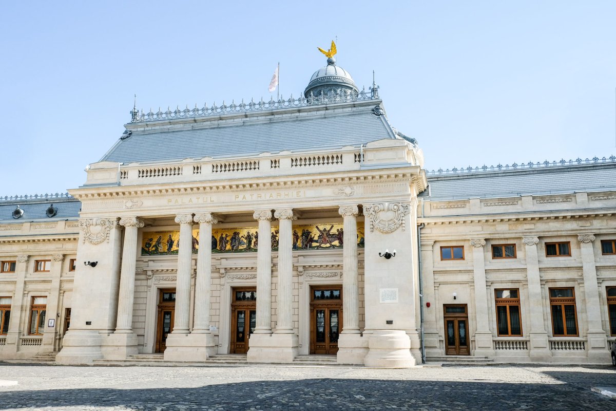 Simpozion la Palatul Patriarhiei 20269