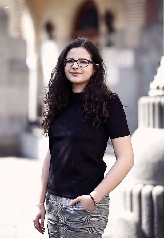 Ascensiunea unei eleve pasionate de matematică 20068